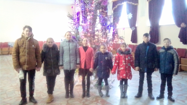 Православный урок «Свет Рождества» в Сюрбей-Токаевской сельской библиотеке