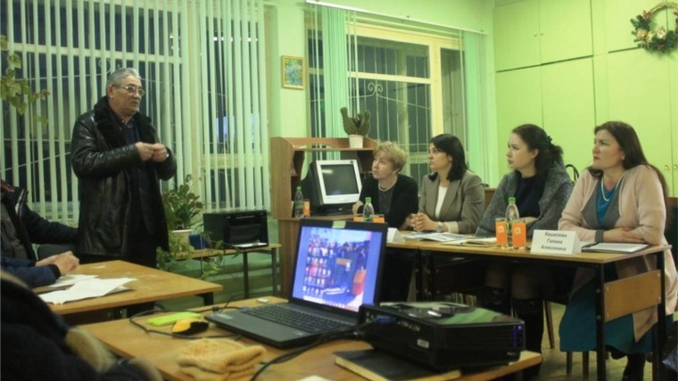 В д. Андреево-Базары состоялась встреча с гражданами по вопросам изменения платы за коммунальные услуги