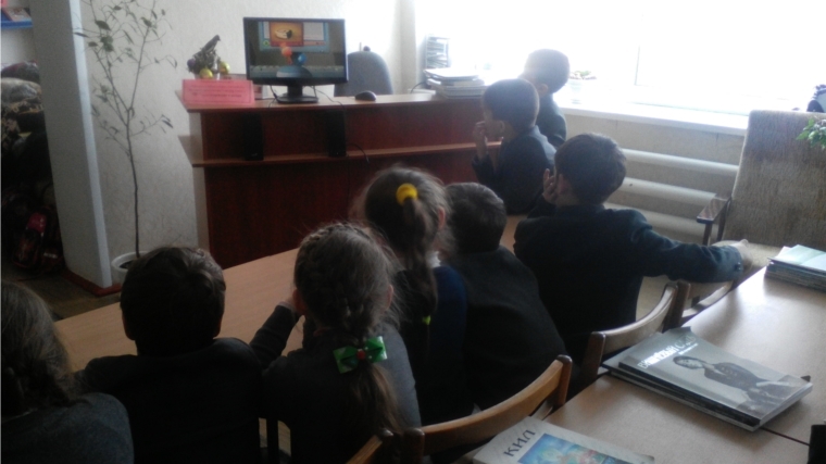 В рамках Недели безопасного Рунета Туванская сельская библиотека им.Г.Федорова провела информационно-познавательный час «Дети в интернете – полезный и безопасный интернет»