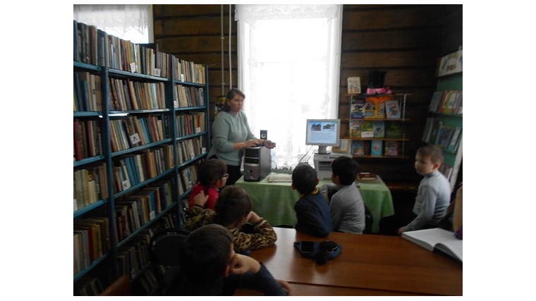 Библиотеки района отмечают юбилей: краеведческий час в Байсубаковской сельской библиотеке.