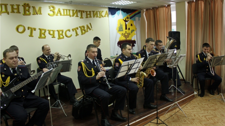 Праздничный концерт военного оркестра Управления Росгвардии по Чувашской Республике
