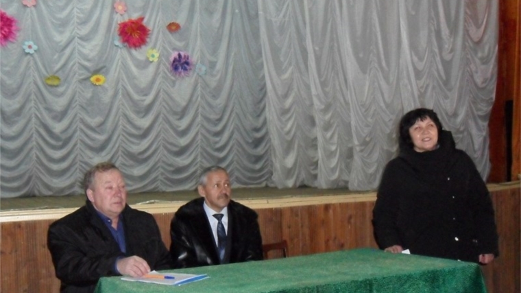 Глава администрации Янтиковского района Владимир Ванерке встретился с жителями Шимкусского сельского поселения