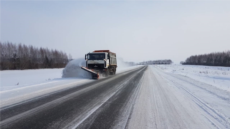 КУ «Чувашупрдор»: дорожные службы продолжают работы по зимнему содержанию республиканской дорожной сети