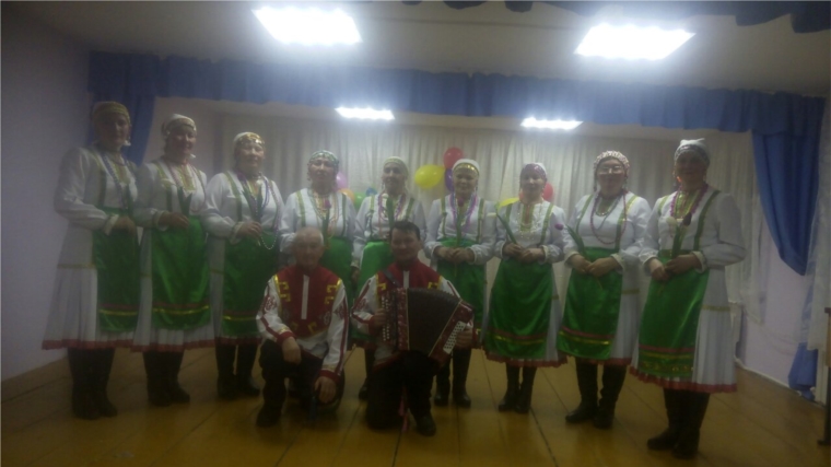 Выездной концерт фольклорного коллектива «Юлаш» Елышского СК в Чебоксарский район.