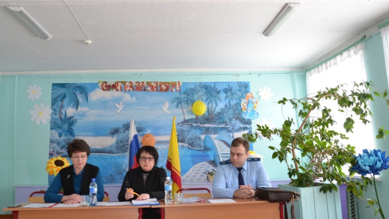 Cостоялось выездное заседание комиссии по профилактике правонарушений Алатырского района