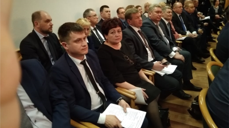 Участие главы администрации Мариинско-Посадского городского поселения в парламентских слушаниях