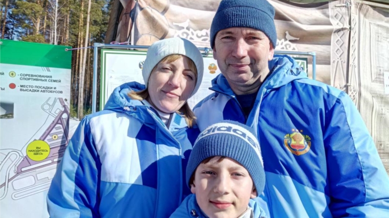 «Золото» в копилку нашей команды на Всероссийских зимних сельских играх в Тюмени принесла семья Никифоровых.