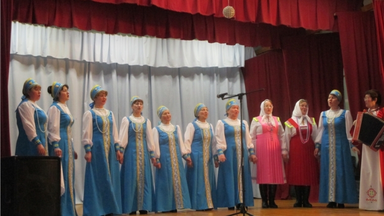 Творческий коллектив «Турай Ен» побывал с концертом в Тойгильдинском СДК