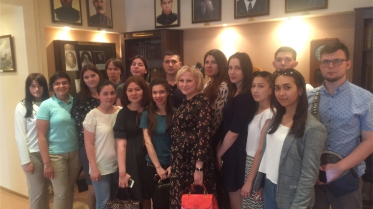 Верховный Суд Чувашской Республики посетили студенты