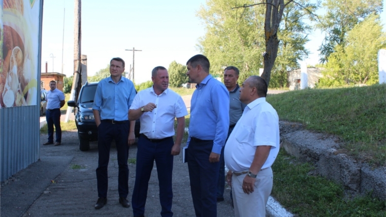 Глава администрации Цивильского района Игорь Николаев посетил Цивильский хлебоприемный пункт
