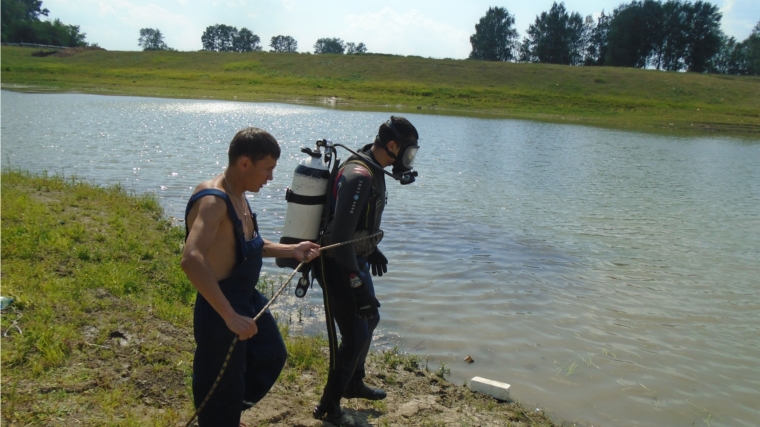На территории Полевосундырского сельского поселения проведены водолазные работы по проверке и очистке дна на предполагаемых местах купания