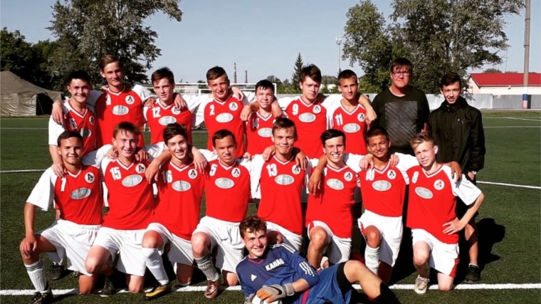 Команда старших юношей ФК «Локомотив» завершает первую часть сезона в числе лидеров первенства Чувашской Республики по футболу