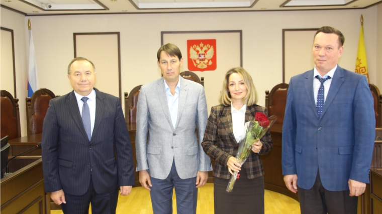 В Верховном Суде Чувашской Республики состоялось торжественное вручение удостоверения федеральному судье