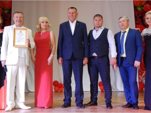 Заслуженный артист Чувашии Виктор Петров подарил жителям Яльчикского района прекрасный культурный вечер