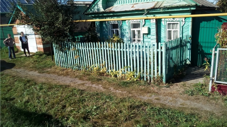 Специалисты администрации Вурнарского городского поселения выехали на ул. Гагарина на согласование местоположенияграниц расположения земельного участка.