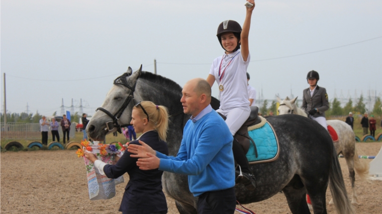 14 сентября состоялся праздник конного спорта "Рысистые бега".