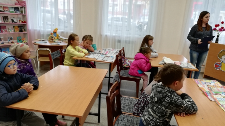 Познавательный час в Большесундырской библиотеке ко дню Интернета в России