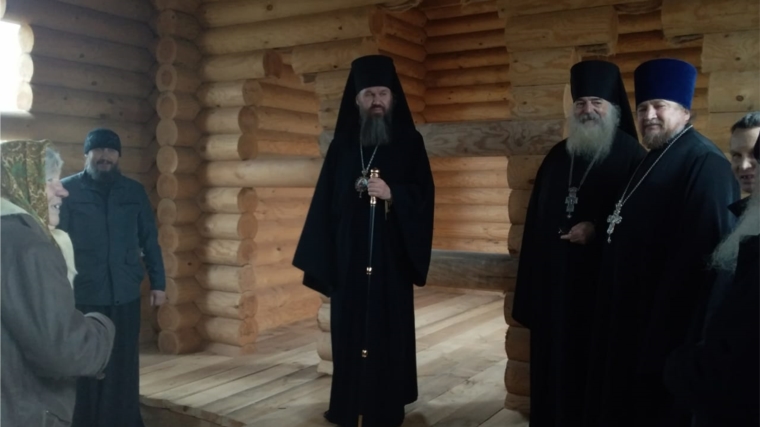 Глава Янтиковского сельского поселения принял участие в божественной литургии в память Священномученика Амфилохия