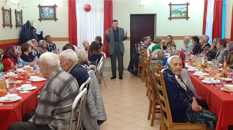 В Шомиковском СК прошел праздник посвященный людям солидного возраста
