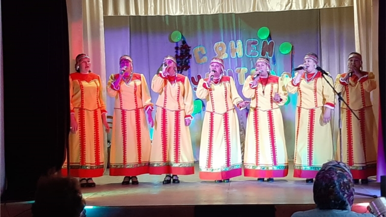 Праздничный концерт в Яндобинском сельском Доме культуры