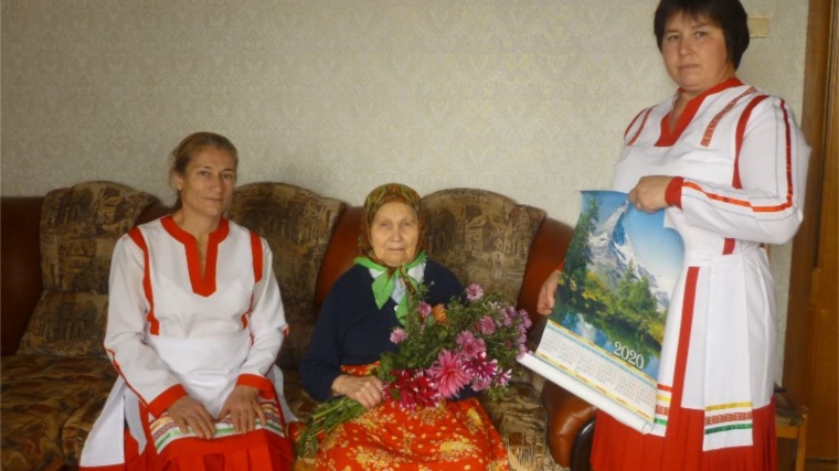 Прошла акция «Поздравление Ветеранов труда и пожилых людей на дому» в Карабашском ЦСДК