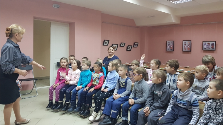 «Кто жил на Земле до появления человека?» узнают в октябре юные посетители музея краеведения и истории города Новочебоксарска.