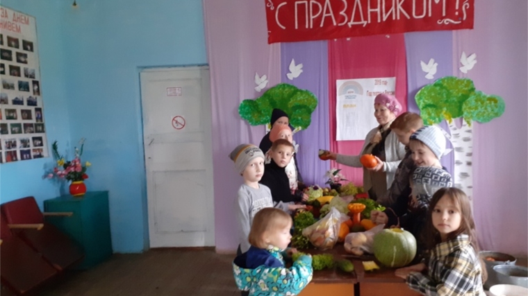 Мастер-класс "Дары осени"в Избебинском сельском клубе