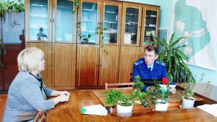 Прокурор Ибресинского района провел прием граждан в  администрации Березовского сельского поселения