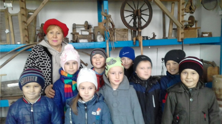 Учащиеся 2 класса Янгорчинской школы посетили Хорнзорский краеведческий музей