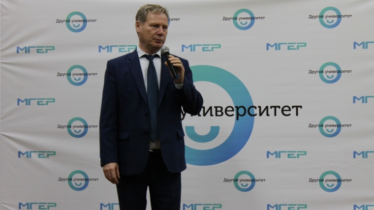 В социально - информационном центре М. Сеспеля состоялось открытие Федерального образовательного проекта "Другой Университет" В социально - информационном центре М. Сеспеля состоялось открытие Федерального образовательного проекта "Другой Университет"