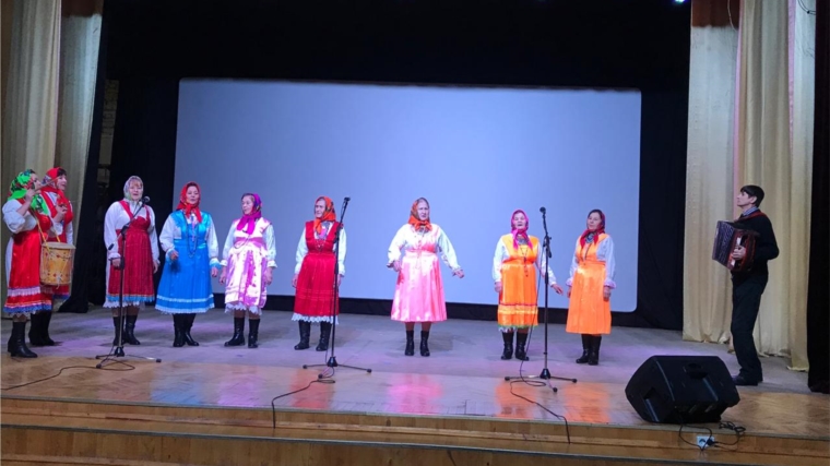 Показательное выступление фольклорного коллектива Янгорчинского СДК