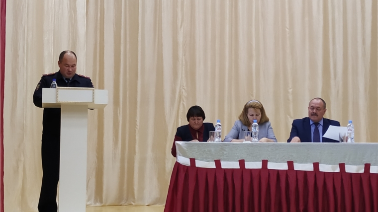 В рамках Единого информационного дня проведено заседание Комиссии по профилактике правонарушений в Яльчикском районе
