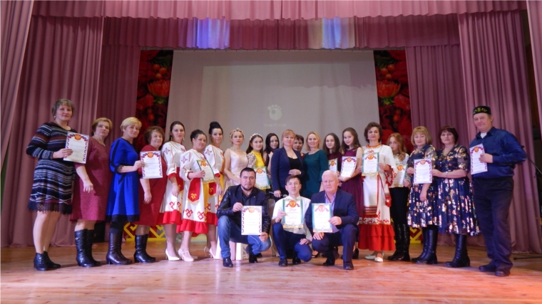 Районный фестиваль исполнителей эстрадной песни «Яльчикский звездопад»