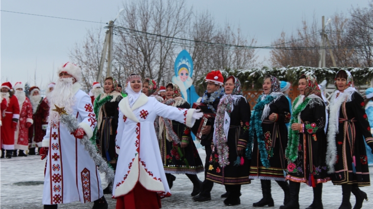 17 декабря в Канашском районе Герой России Н.Ф. Гаврилов дал старт марафону «Новогодняя Чувашия»