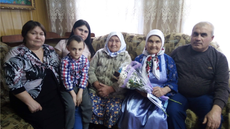 Свой славный 90-летний юбилей отметила жительница деревни Старые Тойси Ольга Романовна Рыбакова
