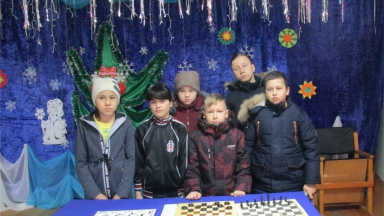 Спортивная программа на призы деда Мороза «Шашки + Шахматы»