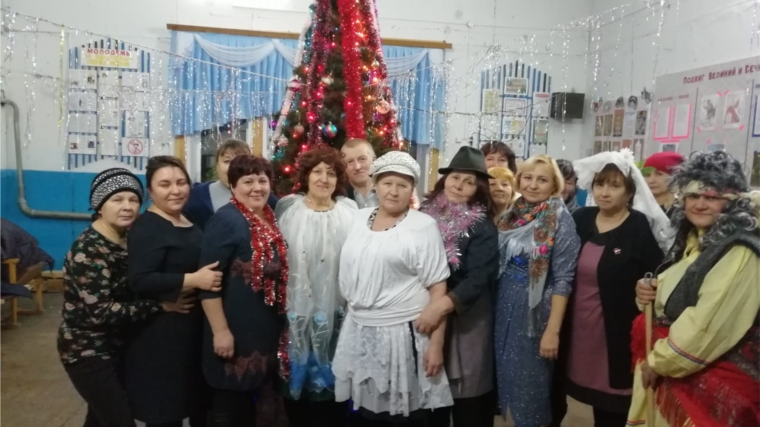 Вечер отдыха "Новогодний переполох" в Семенчинском СК