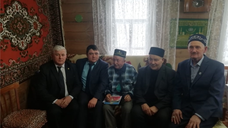 Ветеран труда, труженик тыла, житель с.Шыгырдан Вахитов Арифулла Фаткуллович отмечает 90-летие