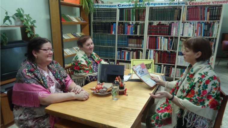 Вурманкасинская библиотека для посетителей провела час духовности "Крещение Господне"