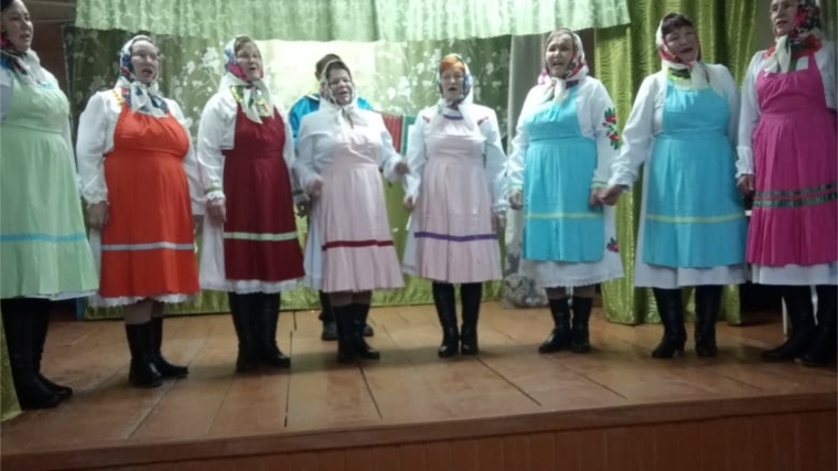 Праздничные концерты Ойкас-Кибекского фольклорного коллектива «Кипек Ен»