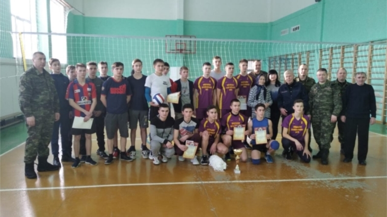 Традиционный турнир по волейболу в память Юрия Ендеева