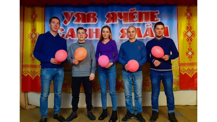 В Большетокшикском сельском клубе отметили Татьянин День и День студента.