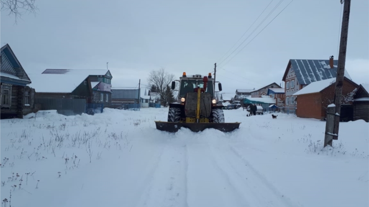 Уборка снега в Ойкас-Кибекском сельском поселении