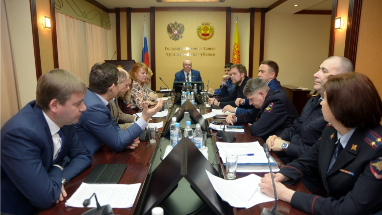 Бизнес-омбудсмен участвовал в рабочем совещании Комитета Государственного Совета Чувашской Республики по социальной политике и национальным вопросам