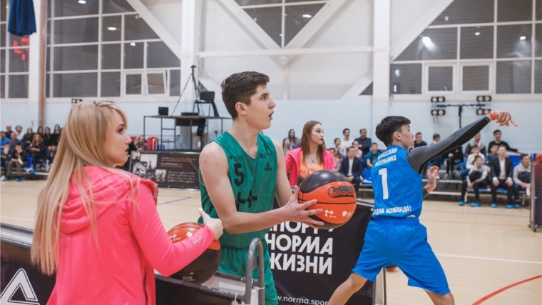 Максим Елегонов стал лучшим в баскетбольном мастерстве