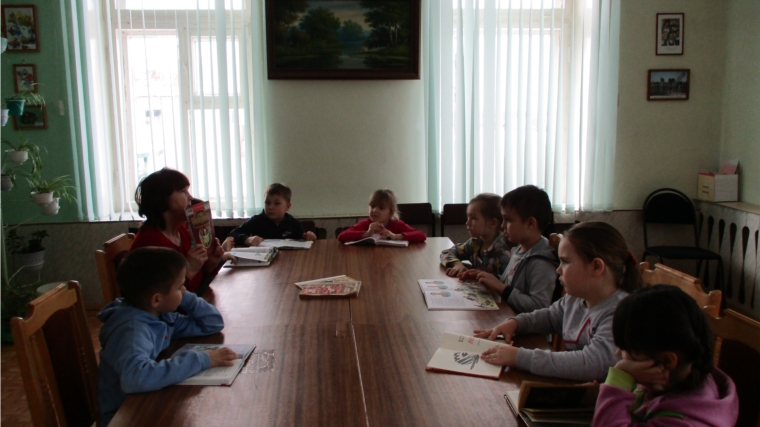 Читаем детям о войне в Тюрлеминской сельской библиотеке.