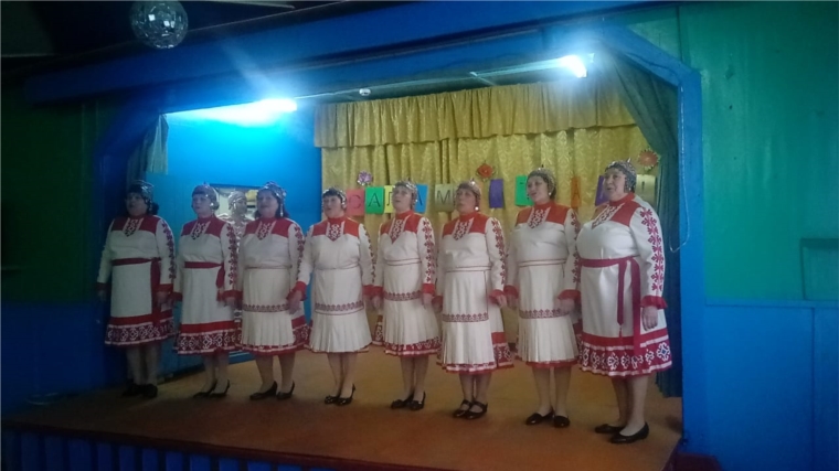 Праздничный концерт в Новоишинском Доме культуры