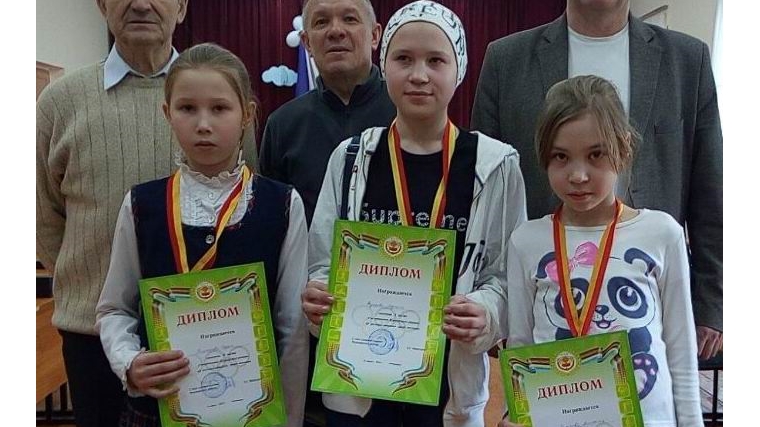 Людмила Федорова – победительница чемпионата Вурнарского района по русским шашкам.