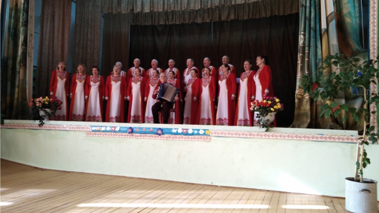Анаткасинский СК с концертной программой посетил Моргаушский народный хор ветеранов