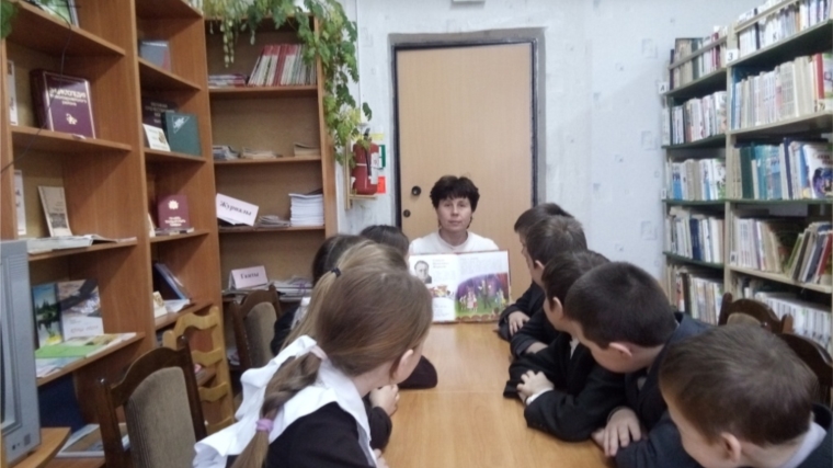 Литературный вечер «В королевстве детских книг С. Маршака» в Алманчинской сельской и школьной библиотеке.